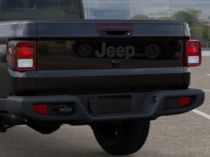 Thumbnail: 2025 Jeep Gladiator - 13