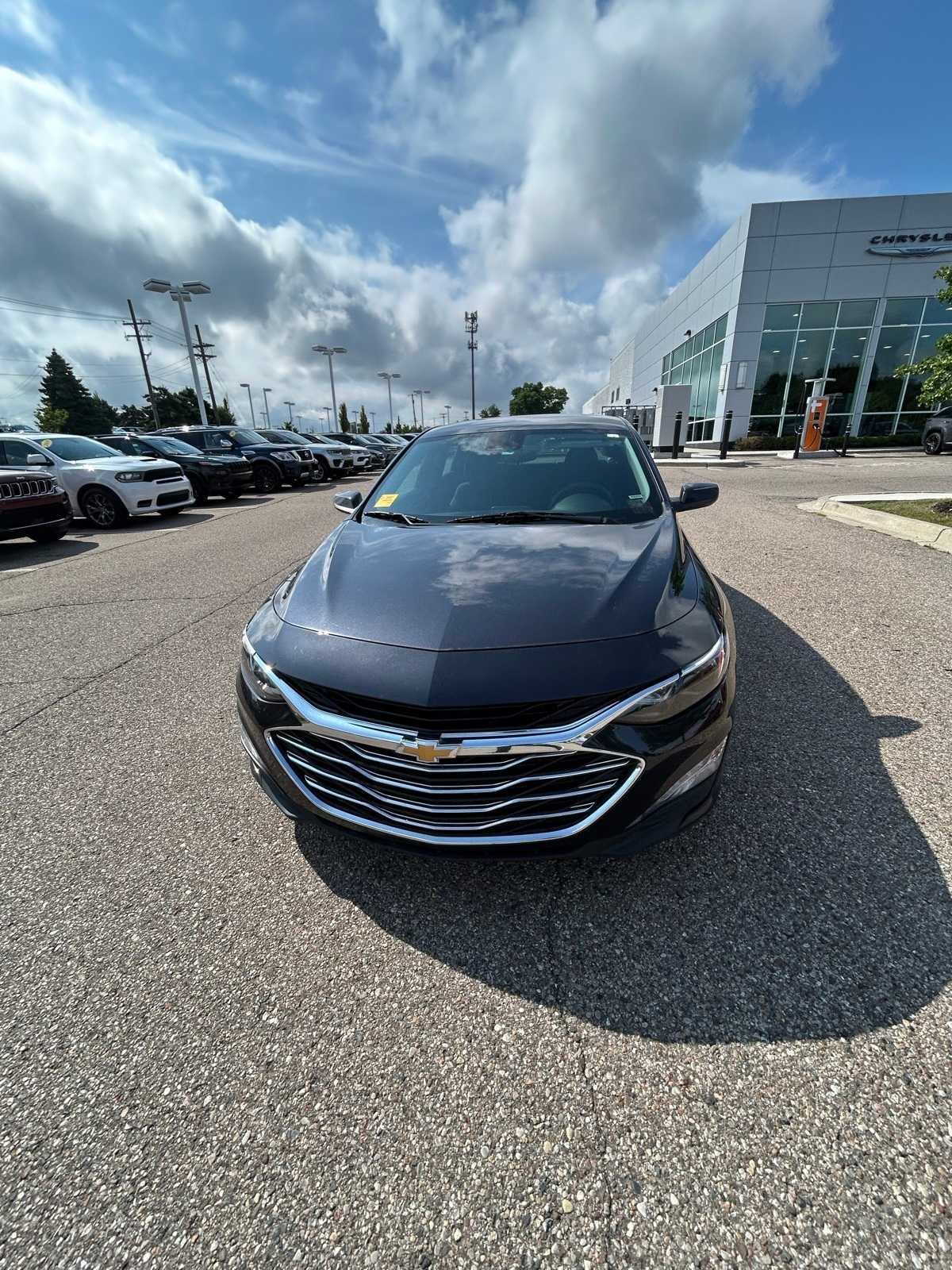 Thumbnail: 2023 Chevrolet Malibu - 2