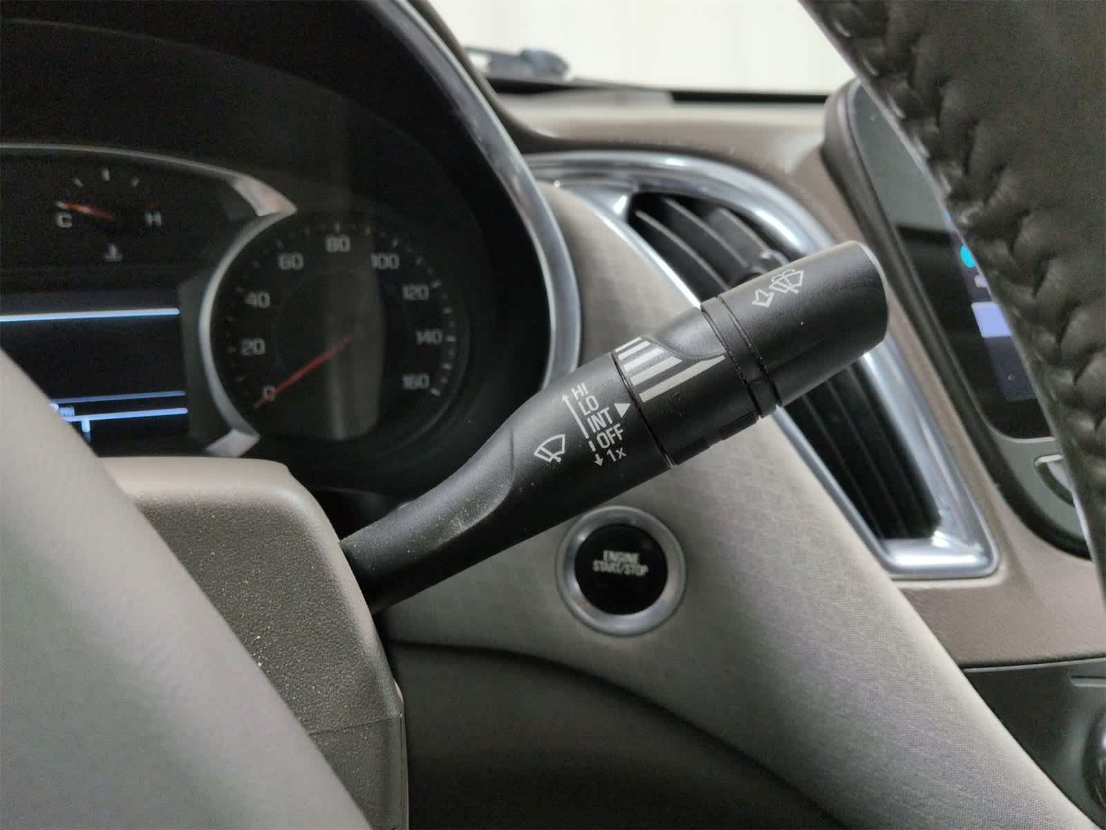 Thumbnail: 2018 Chevrolet Malibu - 26