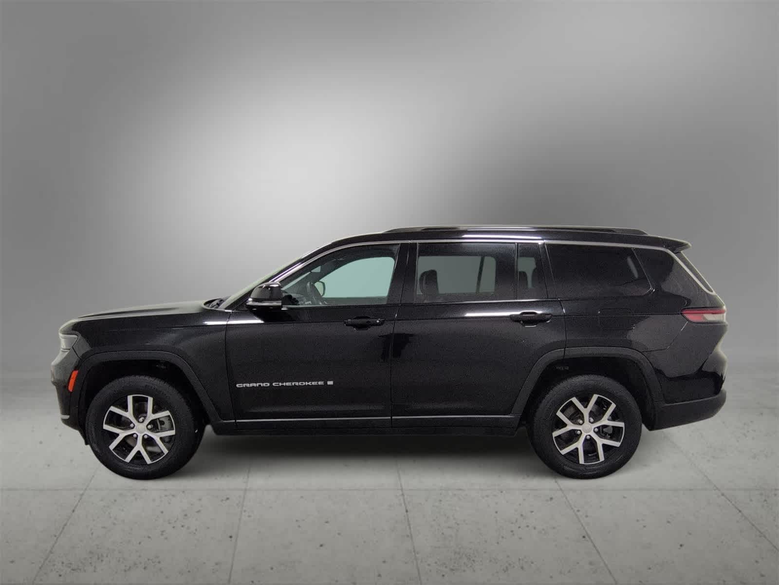 Thumbnail: 2024 Jeep Grand Cherokee L - 5