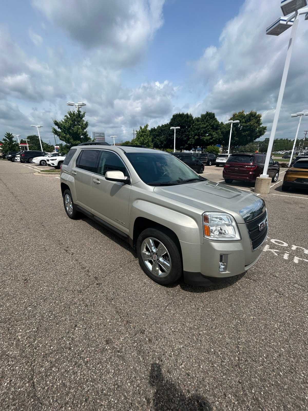 Thumbnail: 2015 GMC Terrain - 11