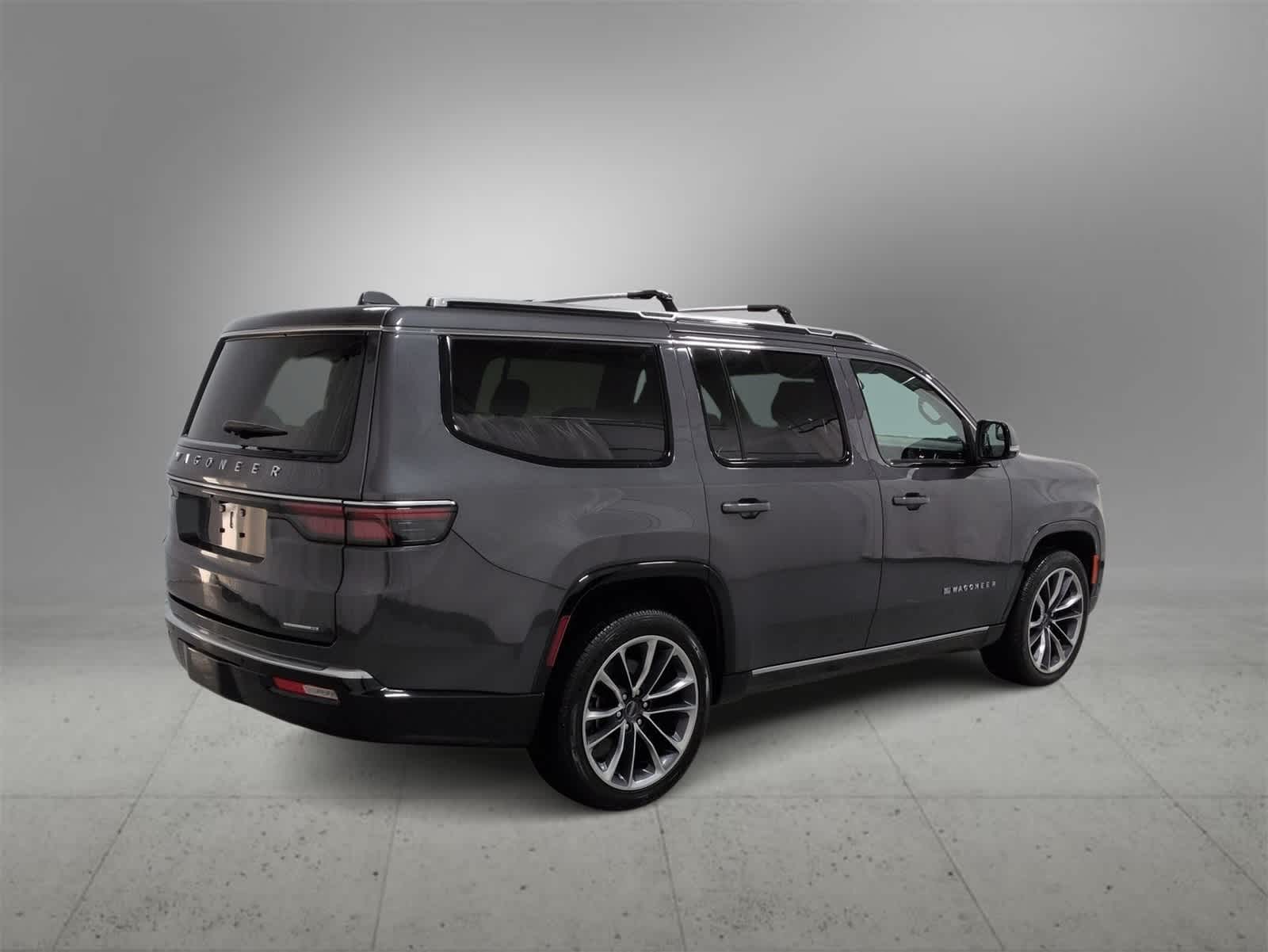 Thumbnail: 2022 Jeep Wagoneer - 8