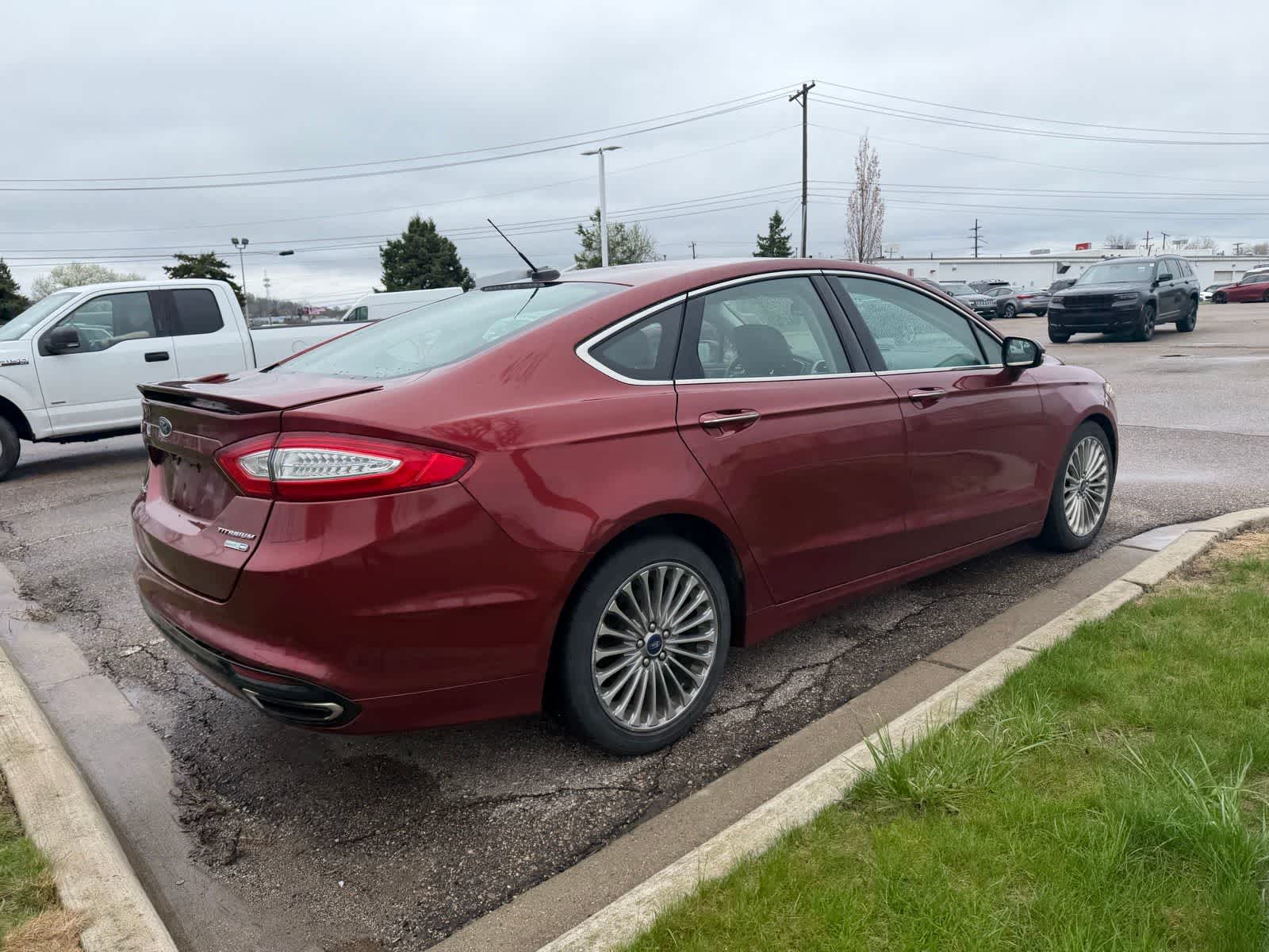 Thumbnail: 2014 Ford Fusion - 16