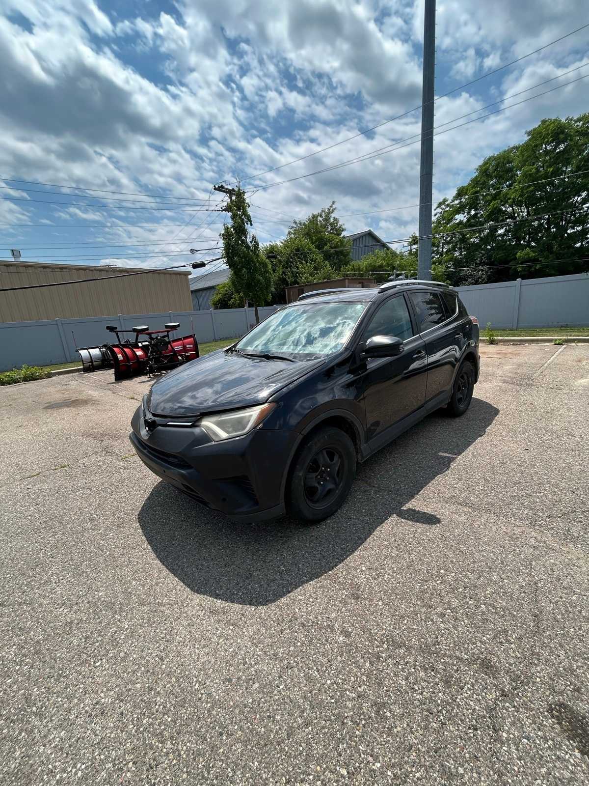 2016 Toyota RAV4 LE -
                  Farmington Hills, MI