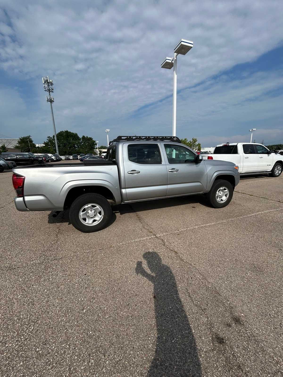 Thumbnail: 2023 Toyota Tacoma - 17