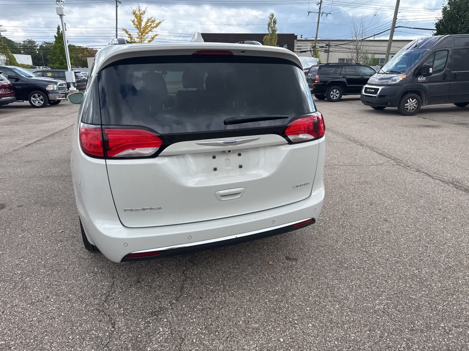 Thumbnail: 2020 Chrysler Pacifica - 22
