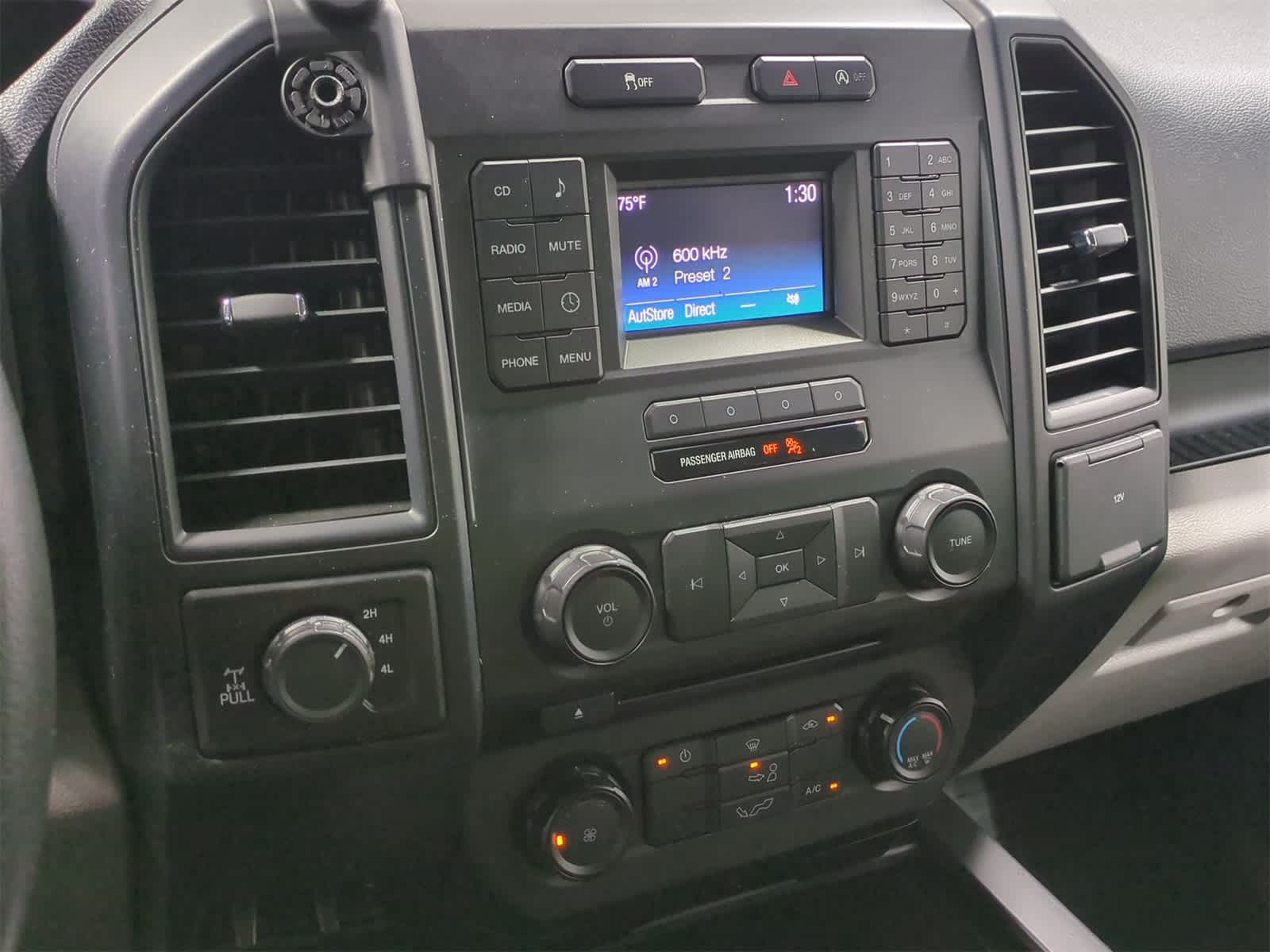 Thumbnail: 2017 Ford F-150 - 25