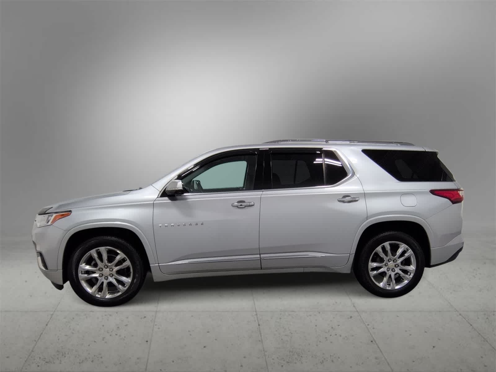 Thumbnail: 2020 Chevrolet Traverse - 5