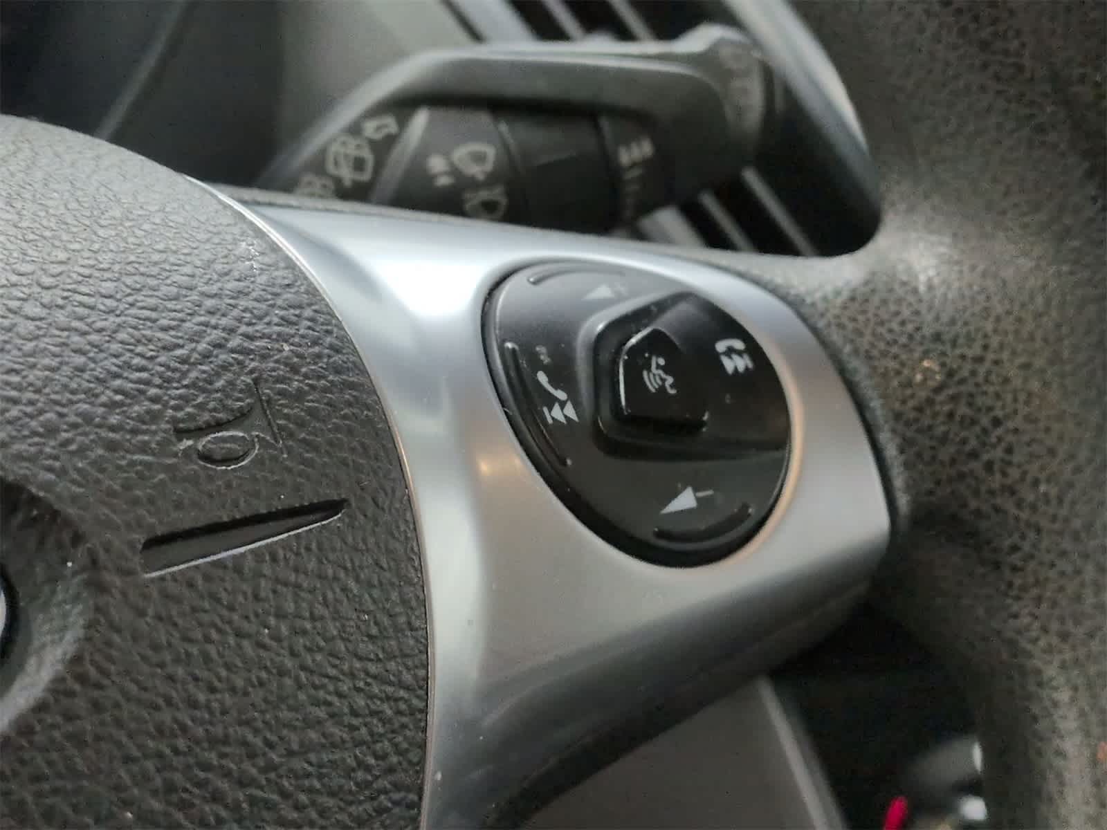 Thumbnail: 2016 Ford Escape - 25