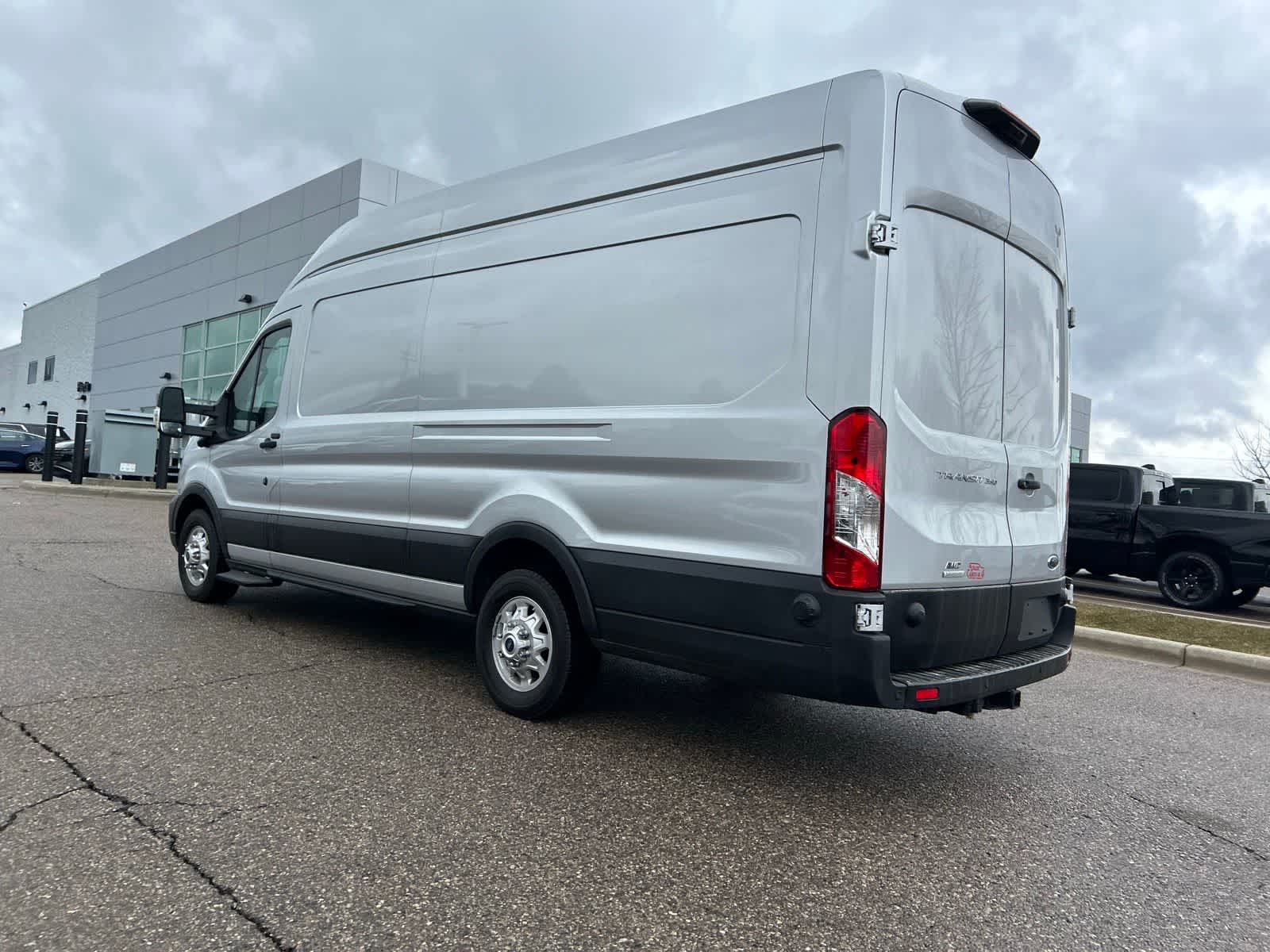 Thumbnail: 2023 Ford Transit Series - 27