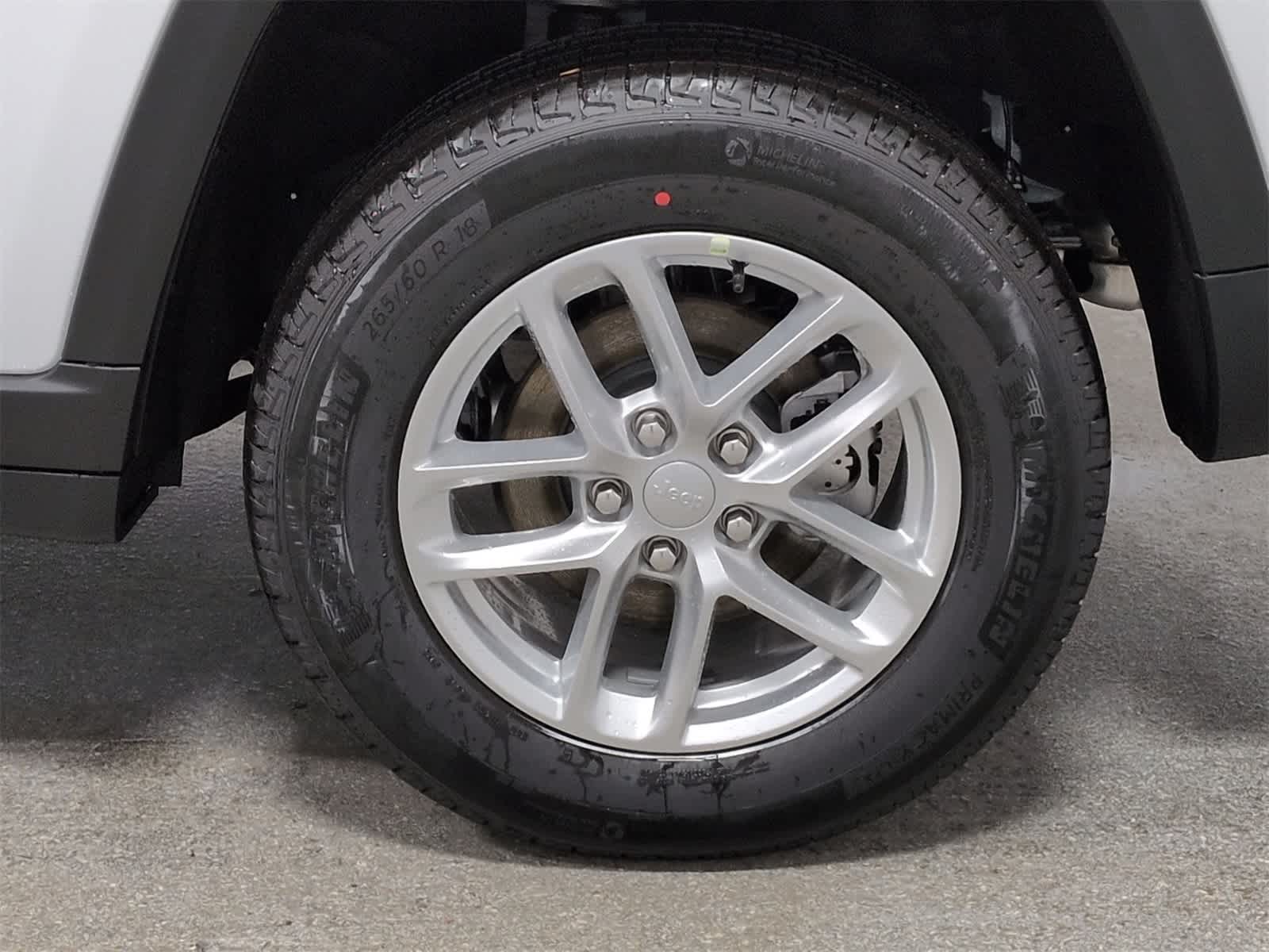 Thumbnail: 2025 Jeep Grand Cherokee - 14