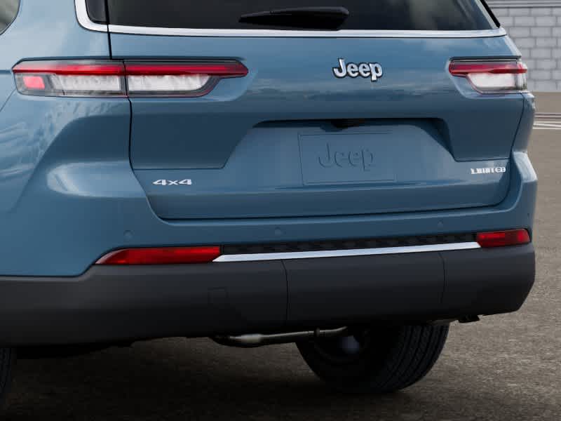 Thumbnail: 2026 Jeep Grand Cherokee - 13