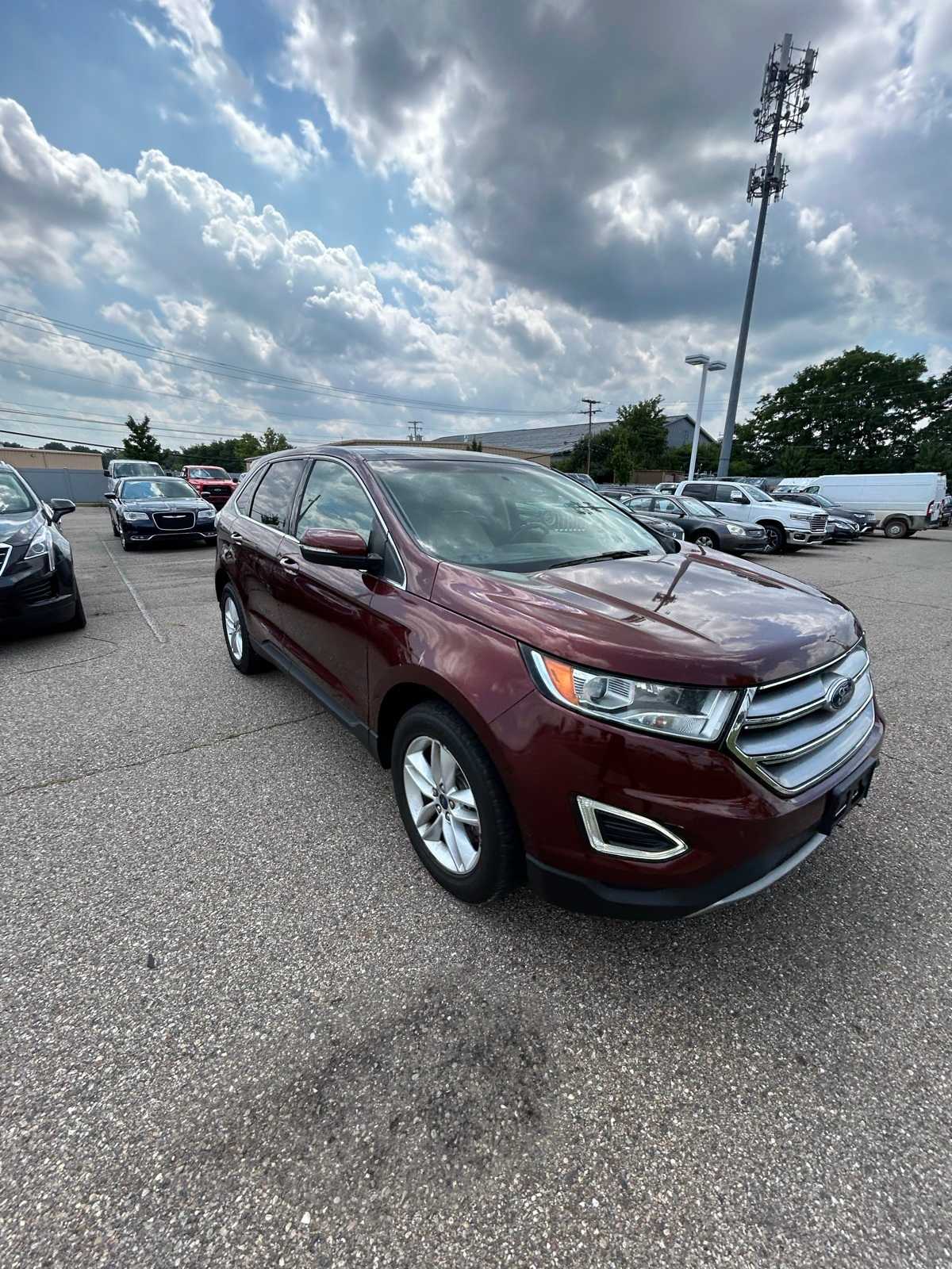 Thumbnail: 2015 Ford Edge - 10