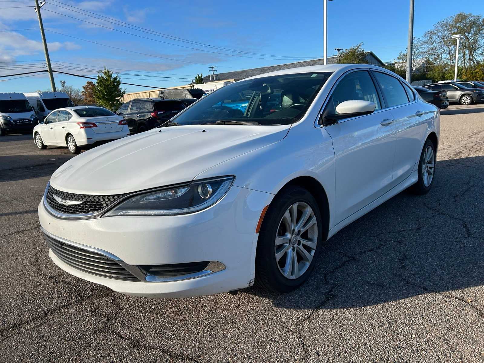 2017 Chrysler 200 Limited -
                  Farmington Hills, MI