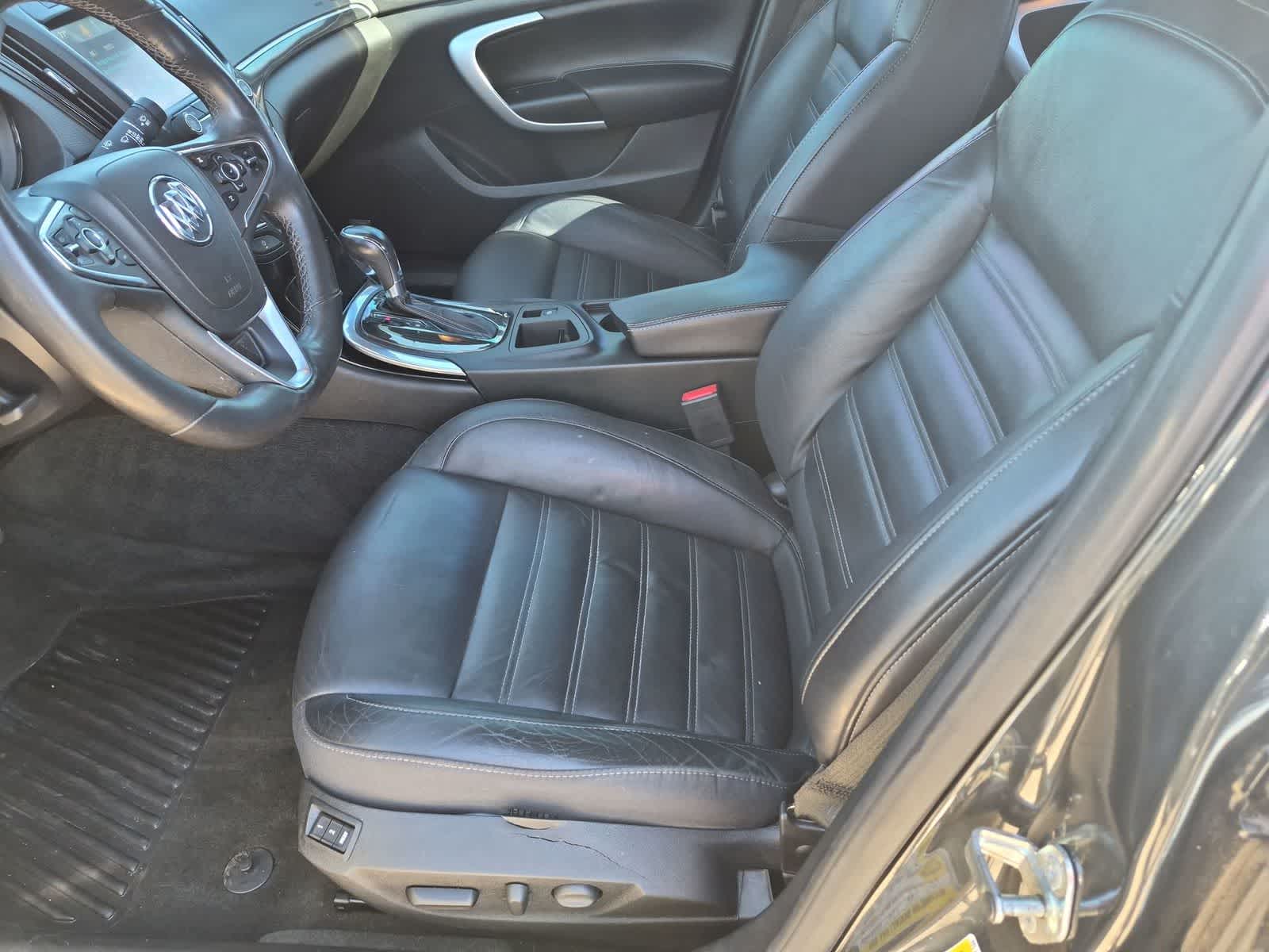 Thumbnail: 2016 Buick Regal - 14