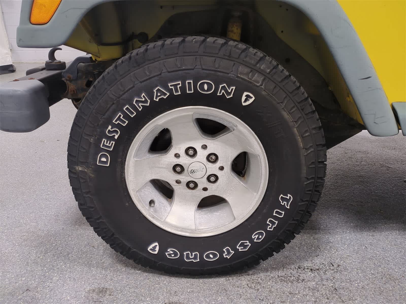 Thumbnail: 2000 Jeep Wrangler - 13