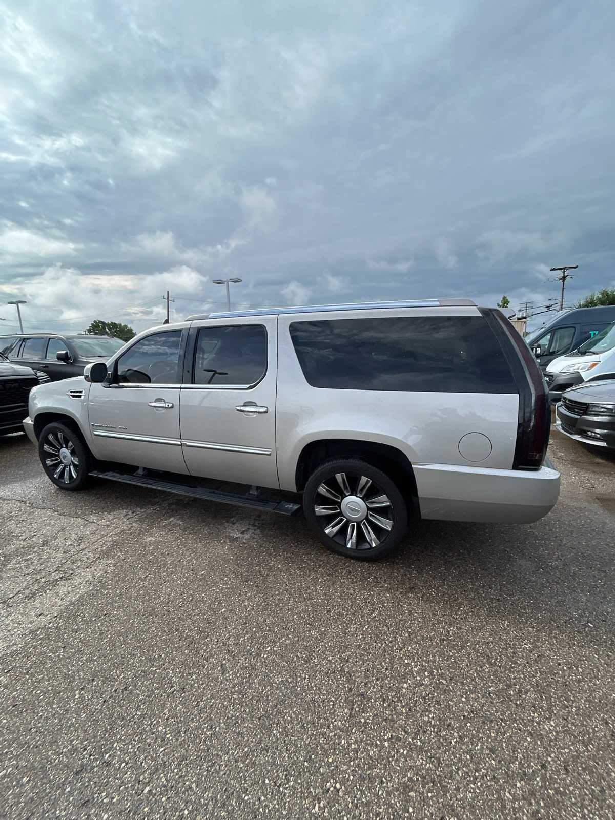 Thumbnail: 2008 Cadillac Escalade - 22