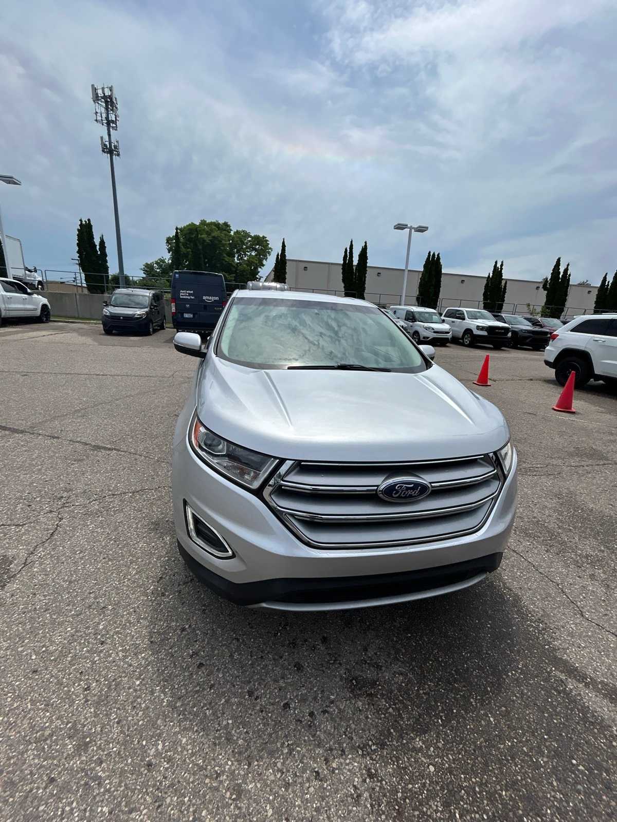 Thumbnail: 2017 Ford Edge - 9