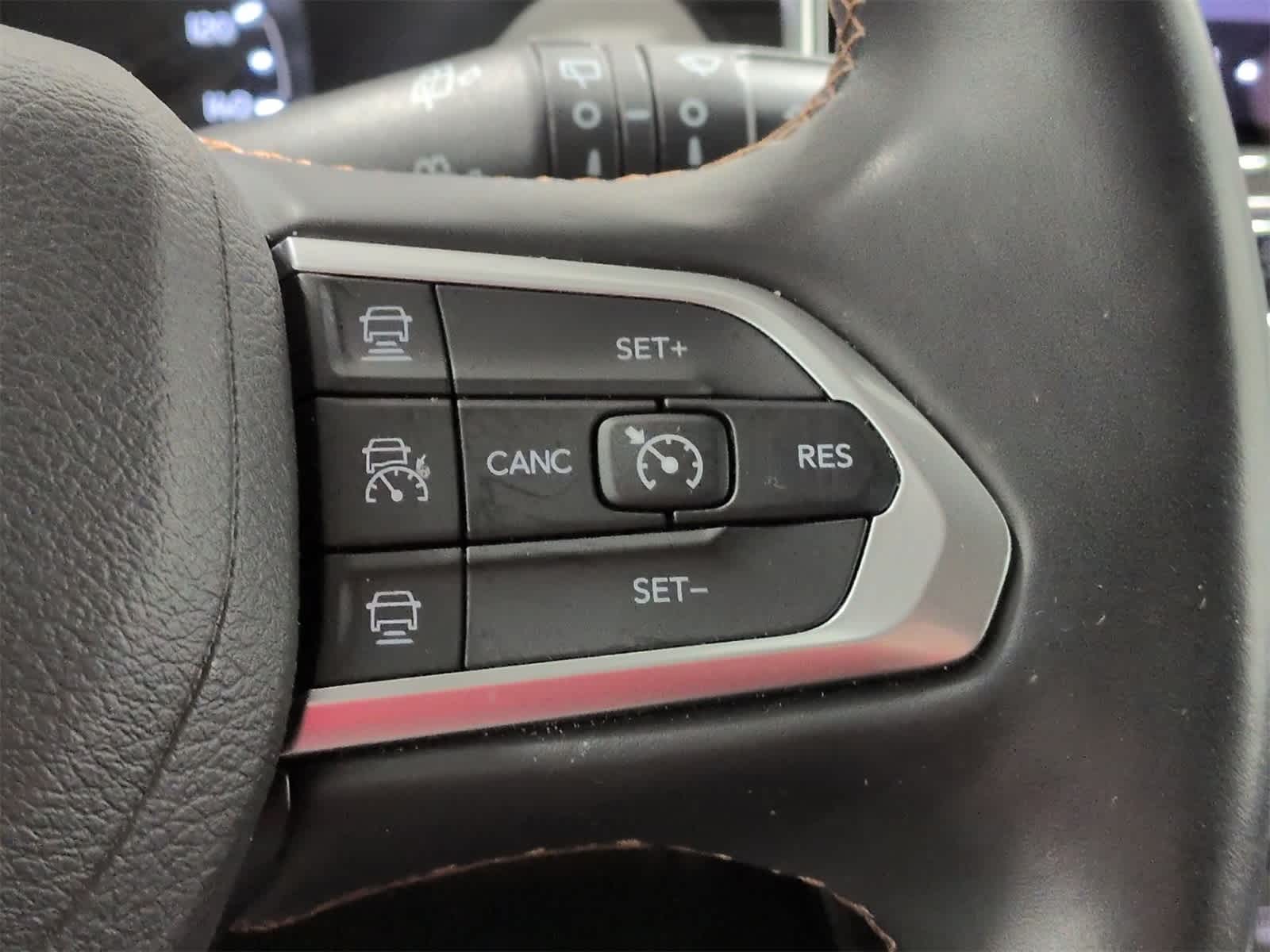 Thumbnail: 2022 Jeep Compass - 25