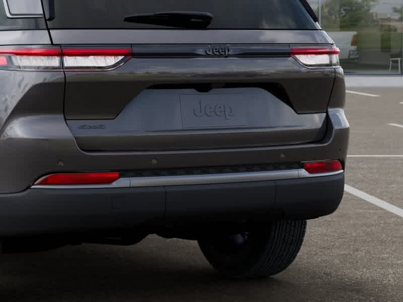 Thumbnail: 2026 Jeep Grand Cherokee - 13