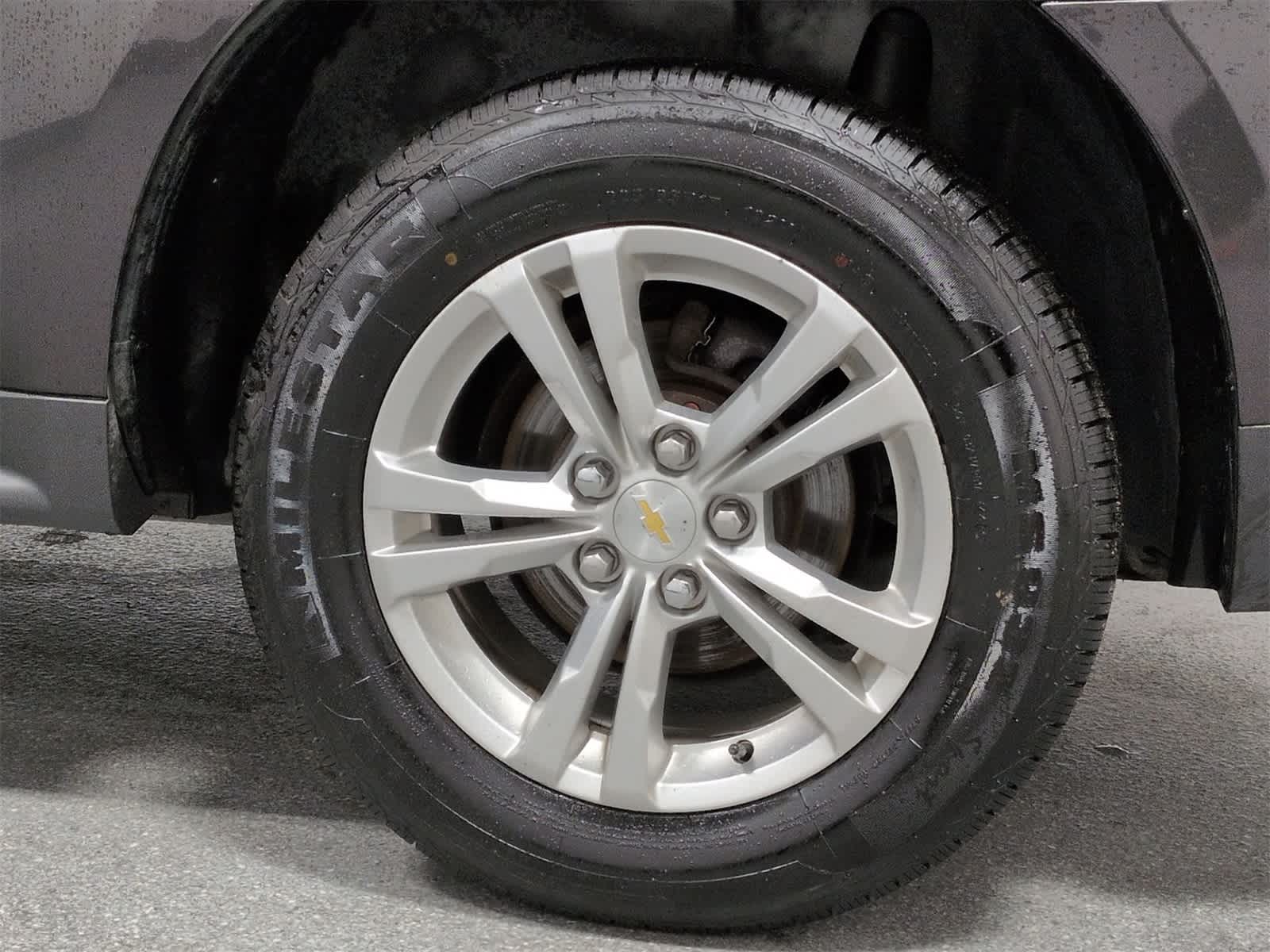 Thumbnail: 2015 Chevrolet Equinox - 14