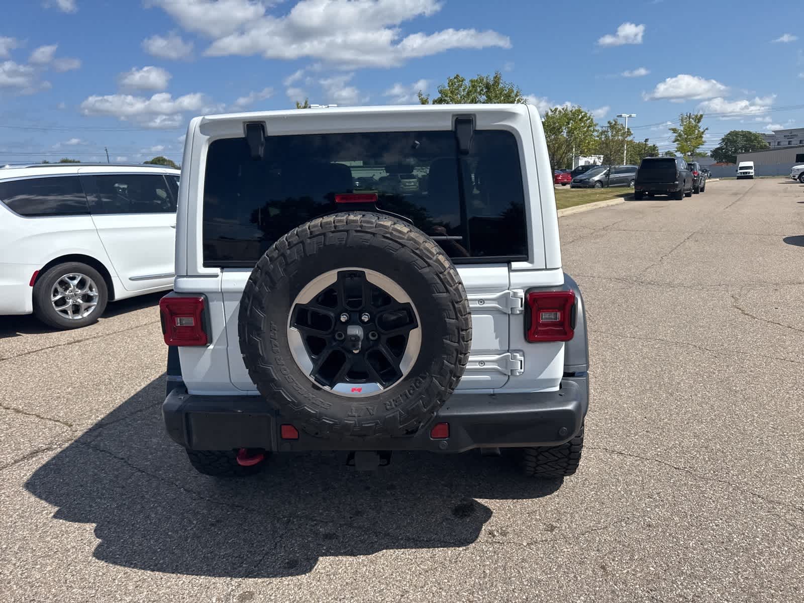 Thumbnail: 2018 Jeep Wrangler - 17