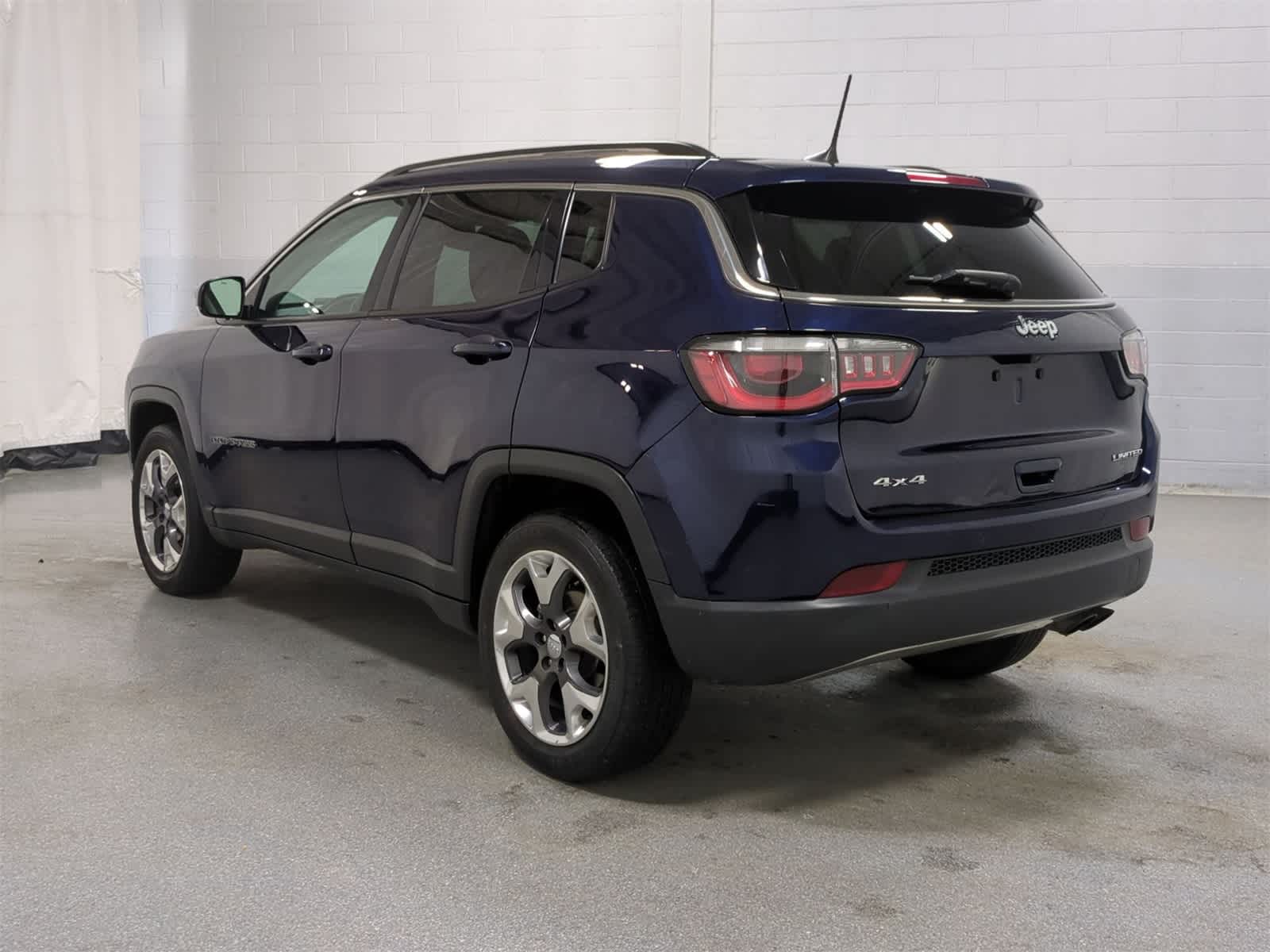 Thumbnail: 2021 Jeep Compass - 12