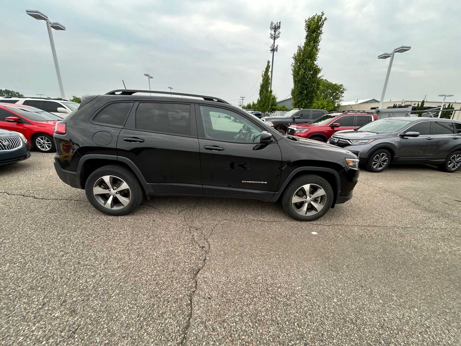 2022 Jeep Cherokee Limited Edition 10