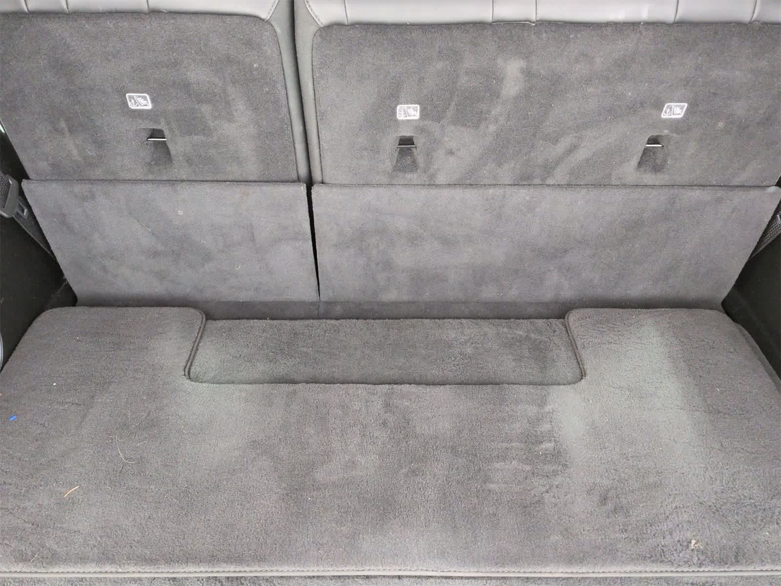 Thumbnail: 2022 Jeep Wagoneer - 37