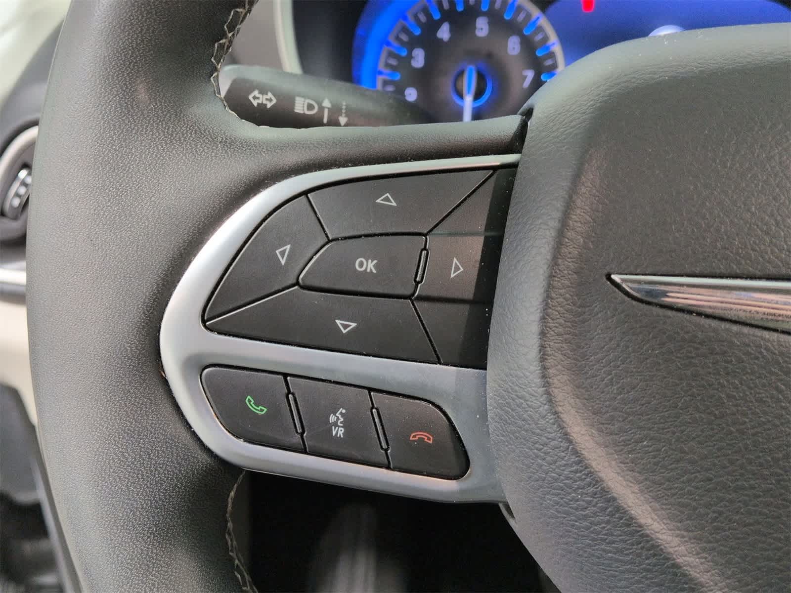 Thumbnail: 2024 Chrysler Pacifica - 24