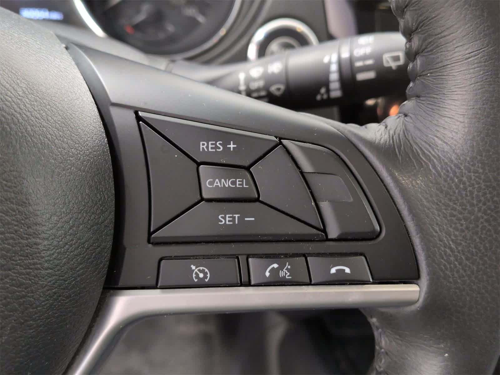 Thumbnail: 2017 Nissan Rogue - 26