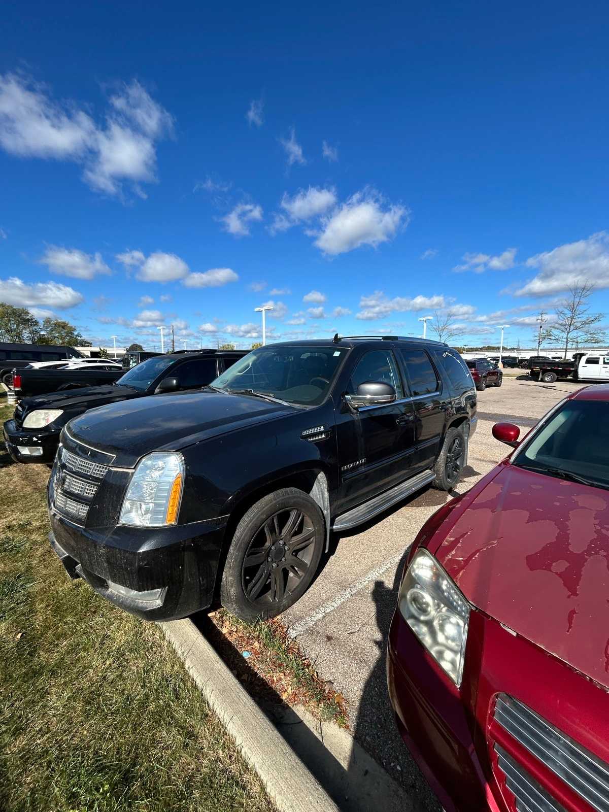 Thumbnail: 2012 Cadillac Escalade - 1