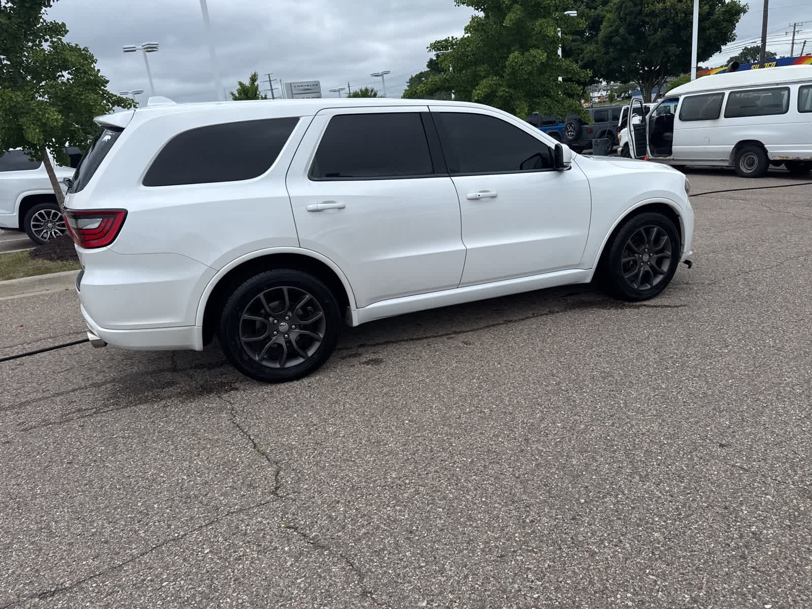 Thumbnail: 2017 Dodge Durango - 16