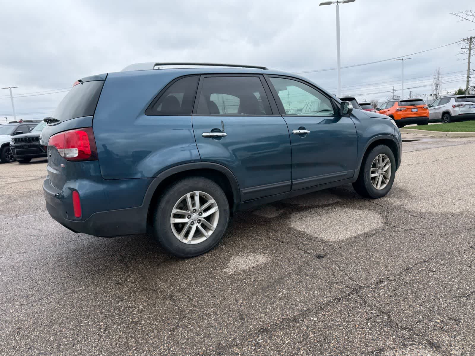 Thumbnail: 2014 Kia Sorento - 20