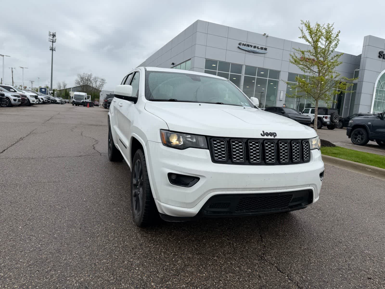 Thumbnail: 2021 Jeep Grand Cherokee - 7