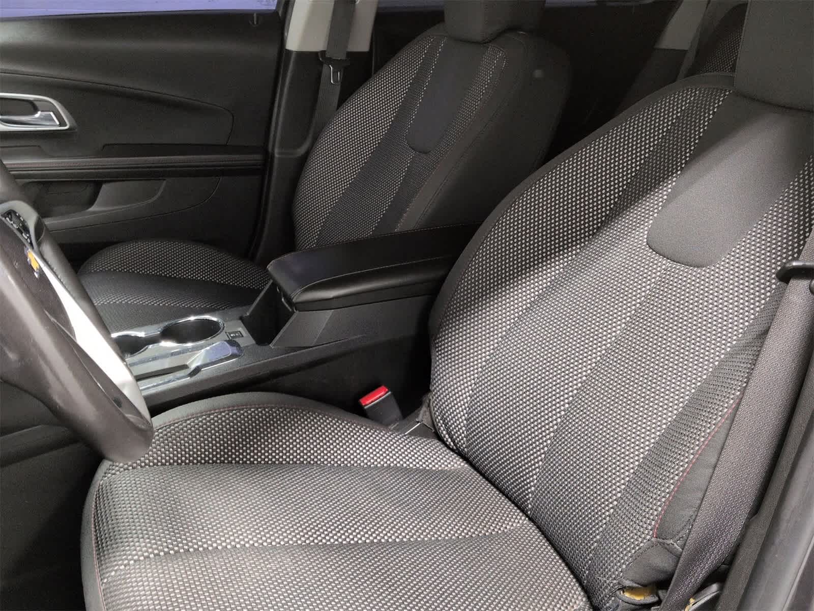 Thumbnail: 2015 Chevrolet Equinox - 17