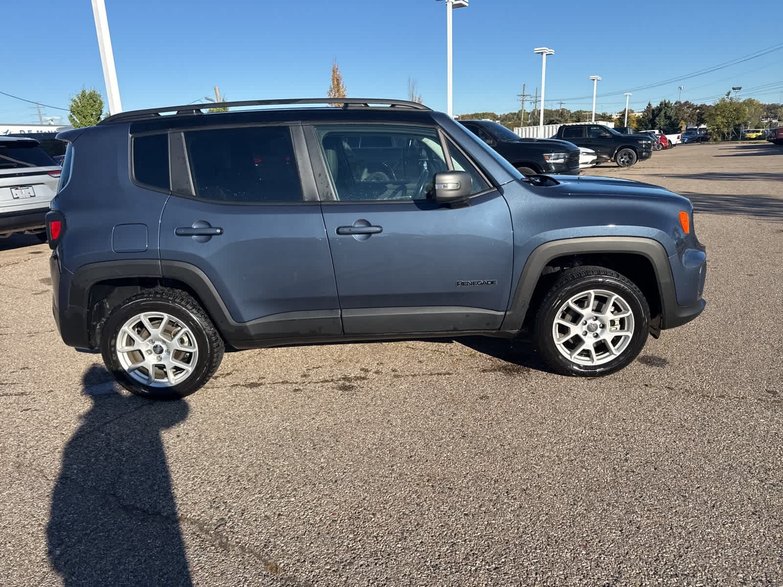 Thumbnail: 2021 Jeep Renegade - 13
