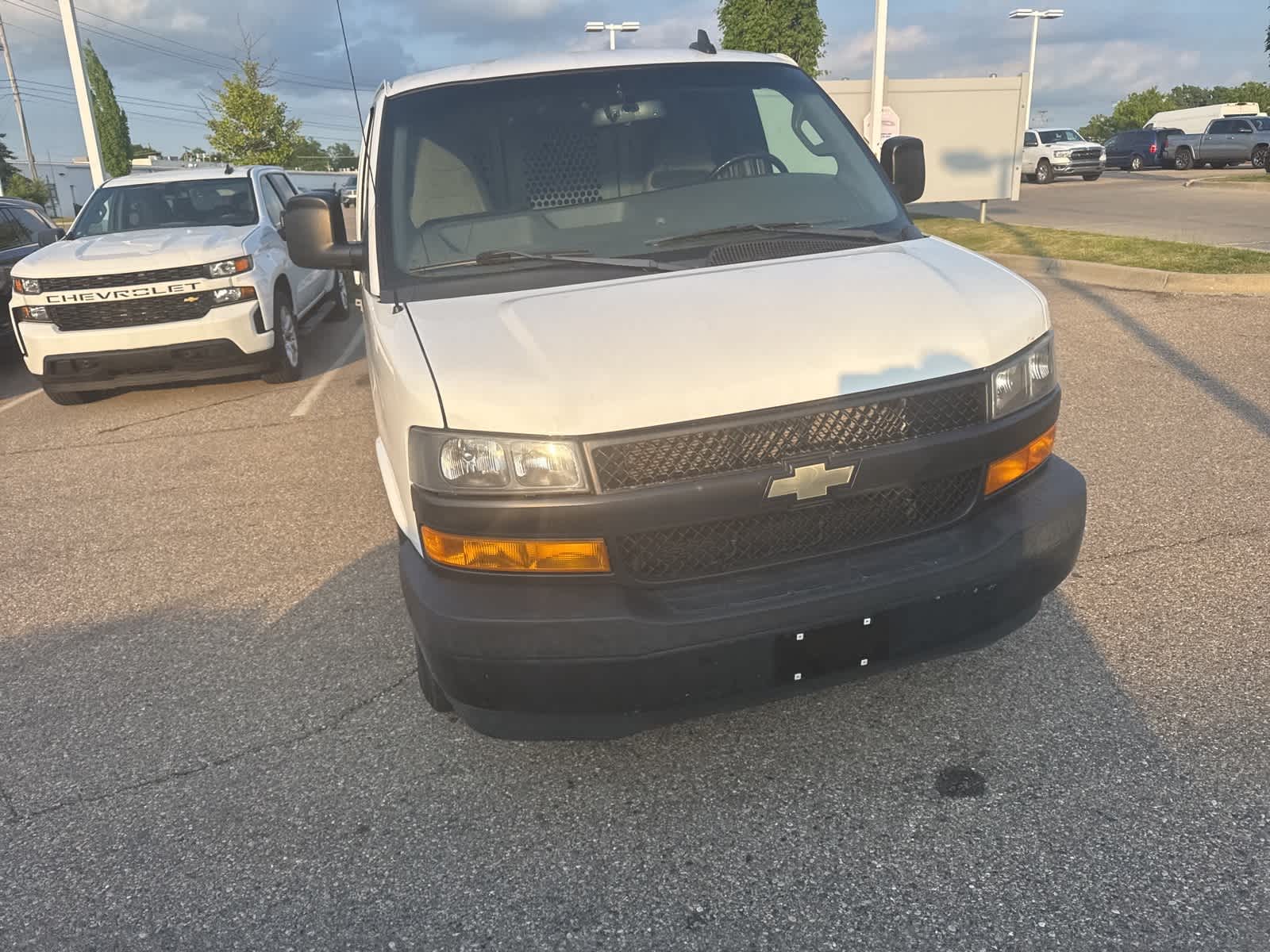 Thumbnail: 2018 Chevrolet Express - 6
