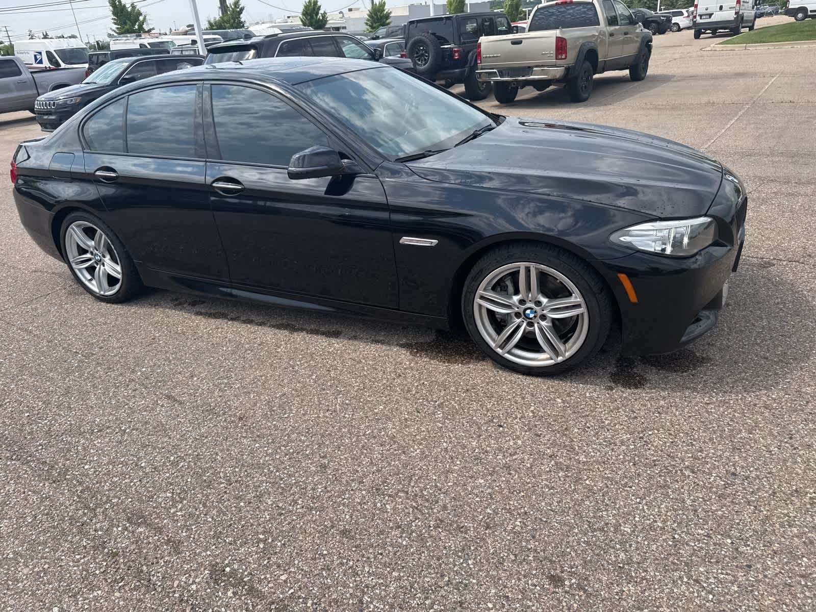 2015 BMW 5 Series 550i 10