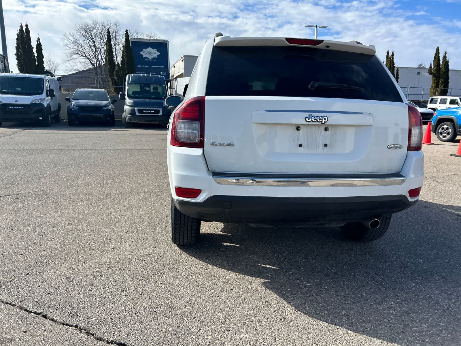 Thumbnail: 2017 Jeep Compass - 23