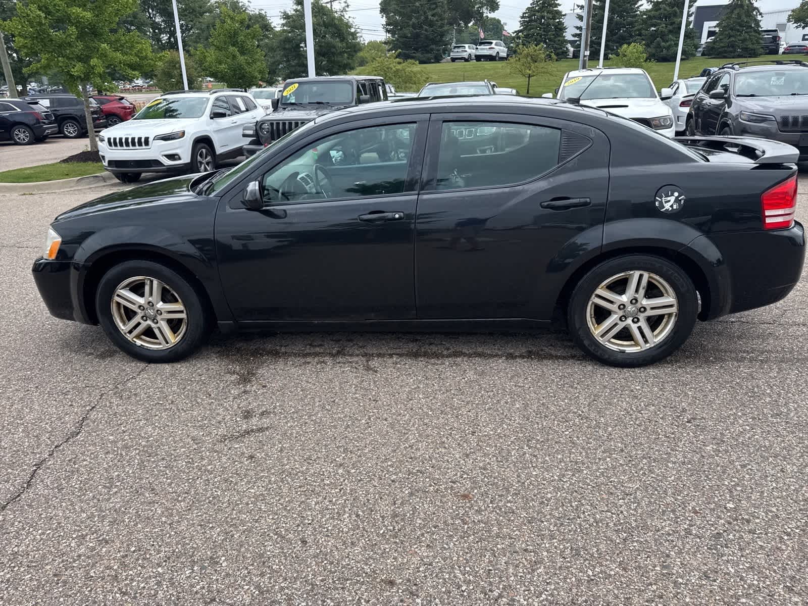 Thumbnail: 2010 Dodge Avenger - 26
