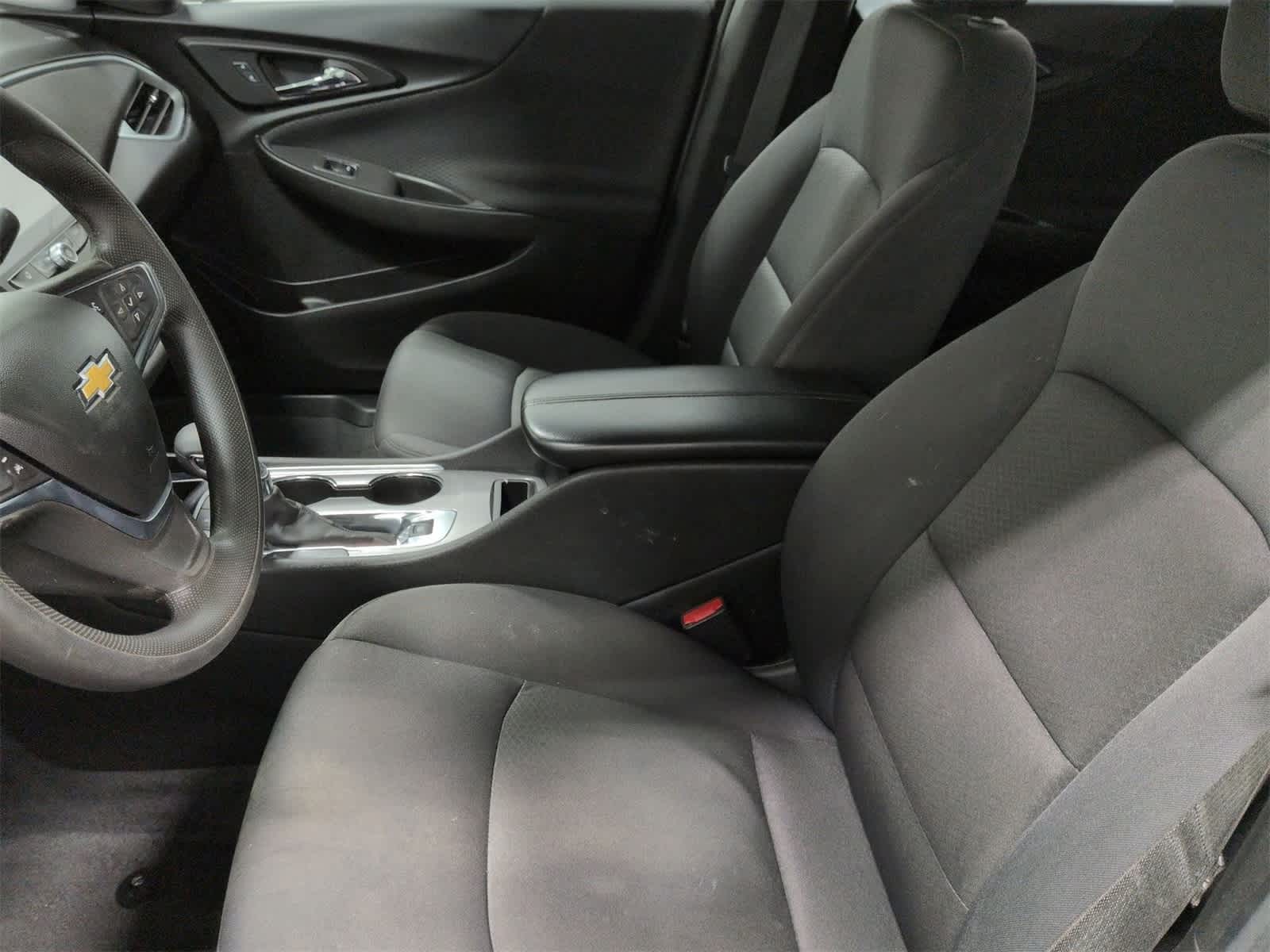 Thumbnail: 2024 Chevrolet Malibu - 12