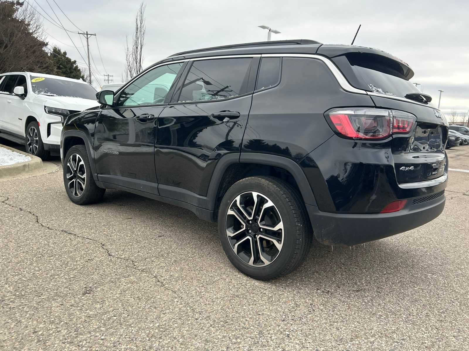 Thumbnail: 2022 Jeep Compass - 24