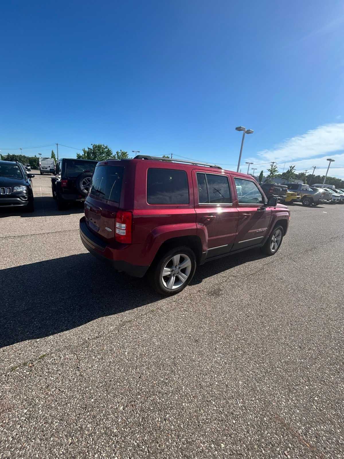 Thumbnail: 2015 Jeep Patriot - 15