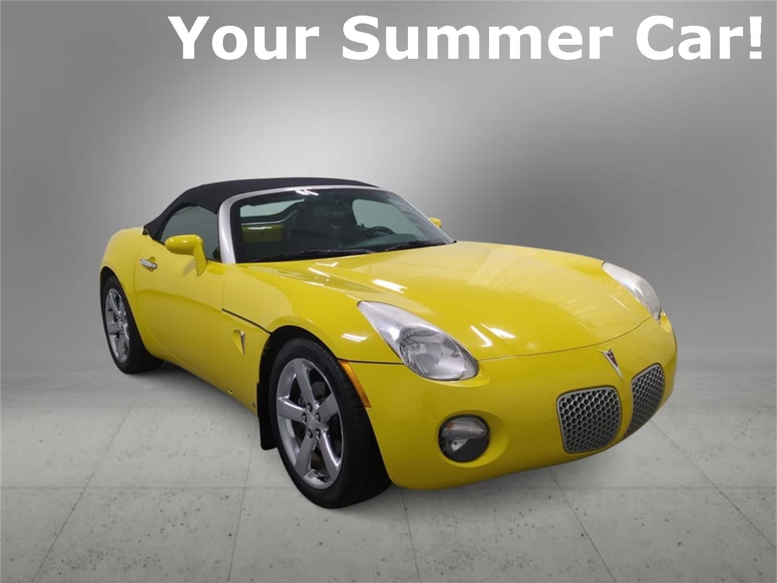 Used 2007 Pontiac Solstice Base with VIN 1G2MB35B47Y133710 for sale in Farmington, MI