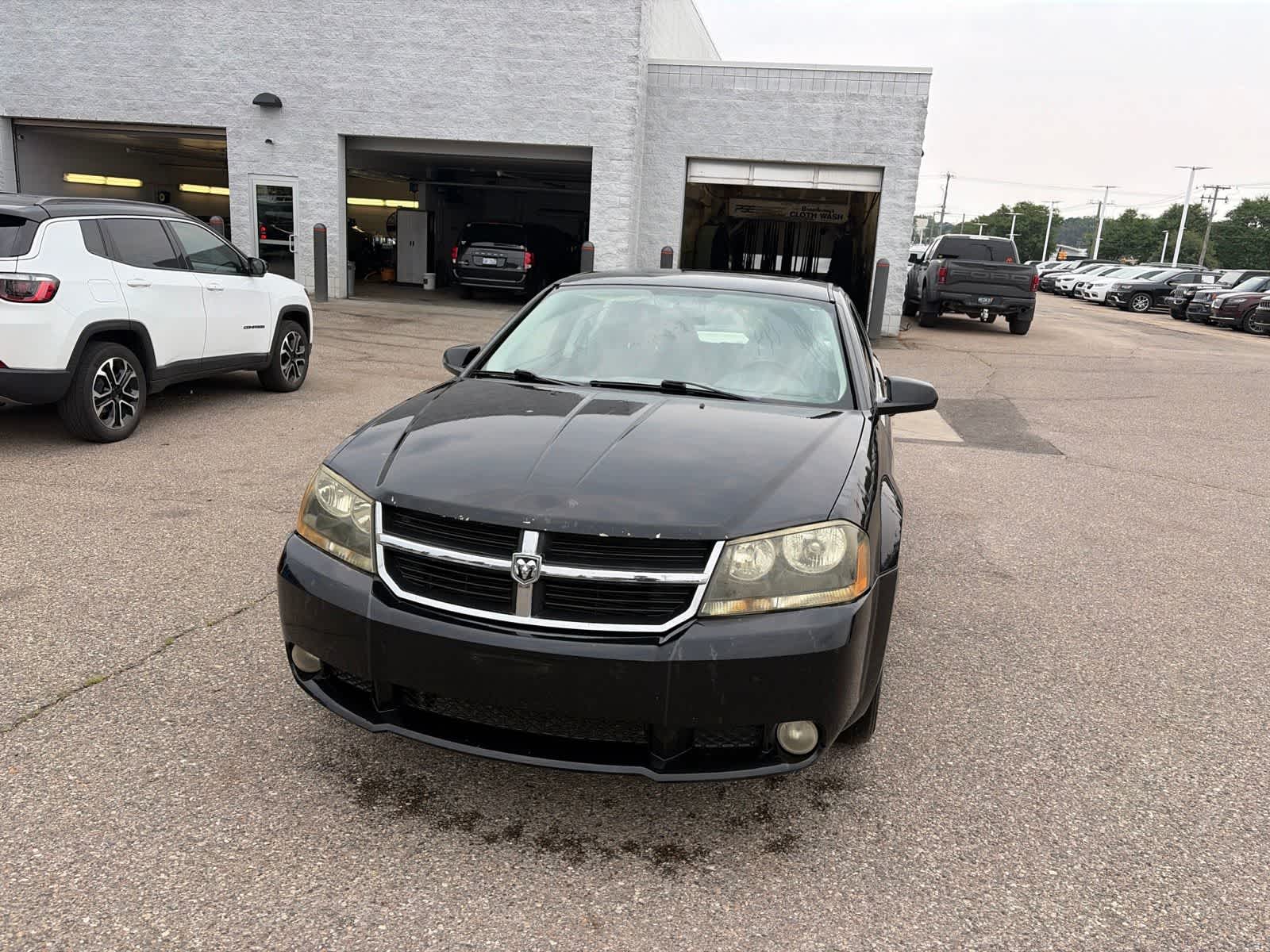 Used 2009 Dodge Avenger SXT with VIN 1B3LC56B79N523625 for sale in Farmington Hills, MI