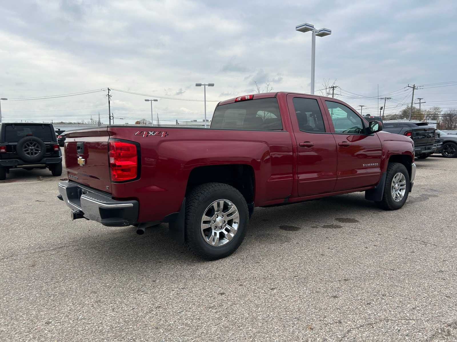 Thumbnail: 2018 Chevrolet Silverado 1500 - 15