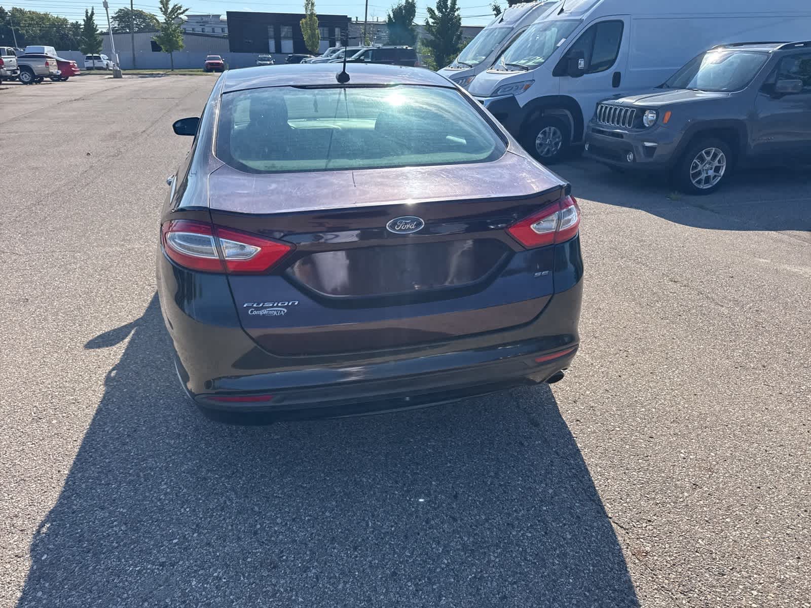 Thumbnail: 2013 Ford Fusion - 21
