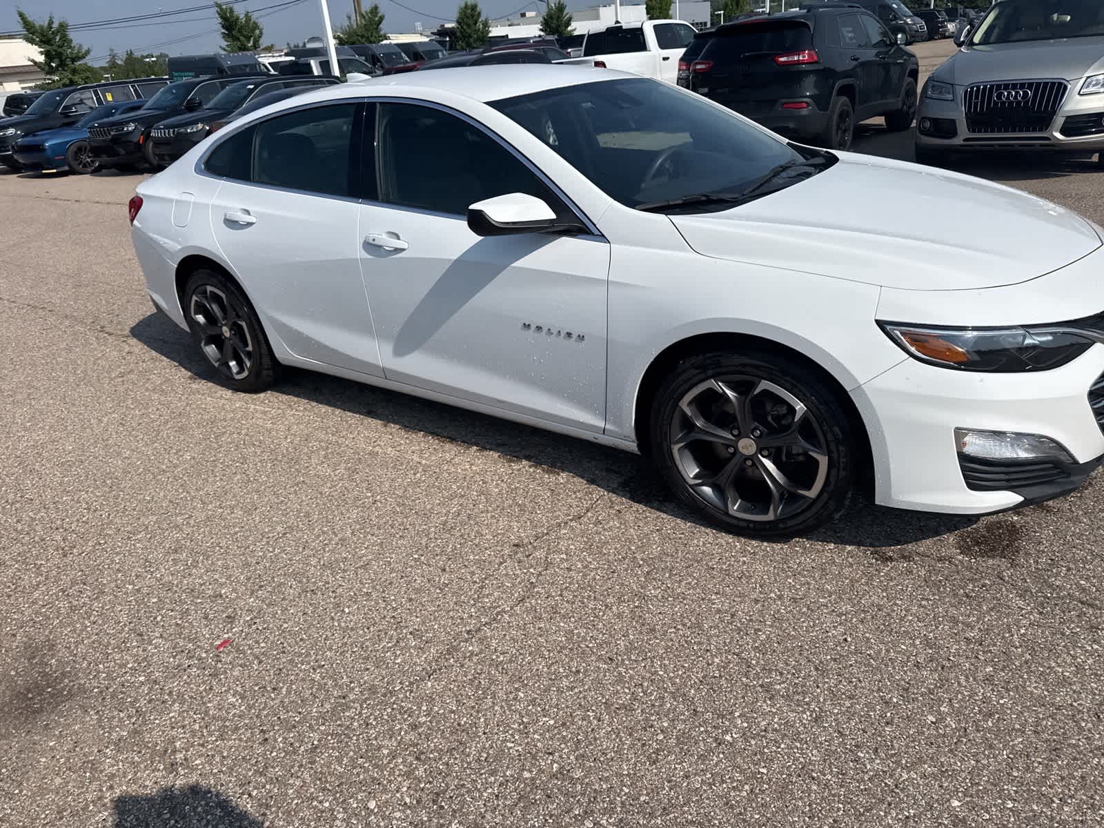 Thumbnail: 2023 Chevrolet Malibu - 10