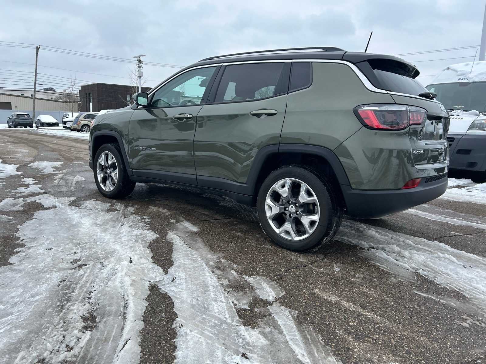 Thumbnail: 2021 Jeep Compass - 22